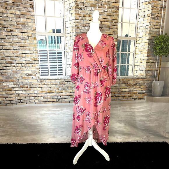 Faux wrap dress    - Picture 1 of 4